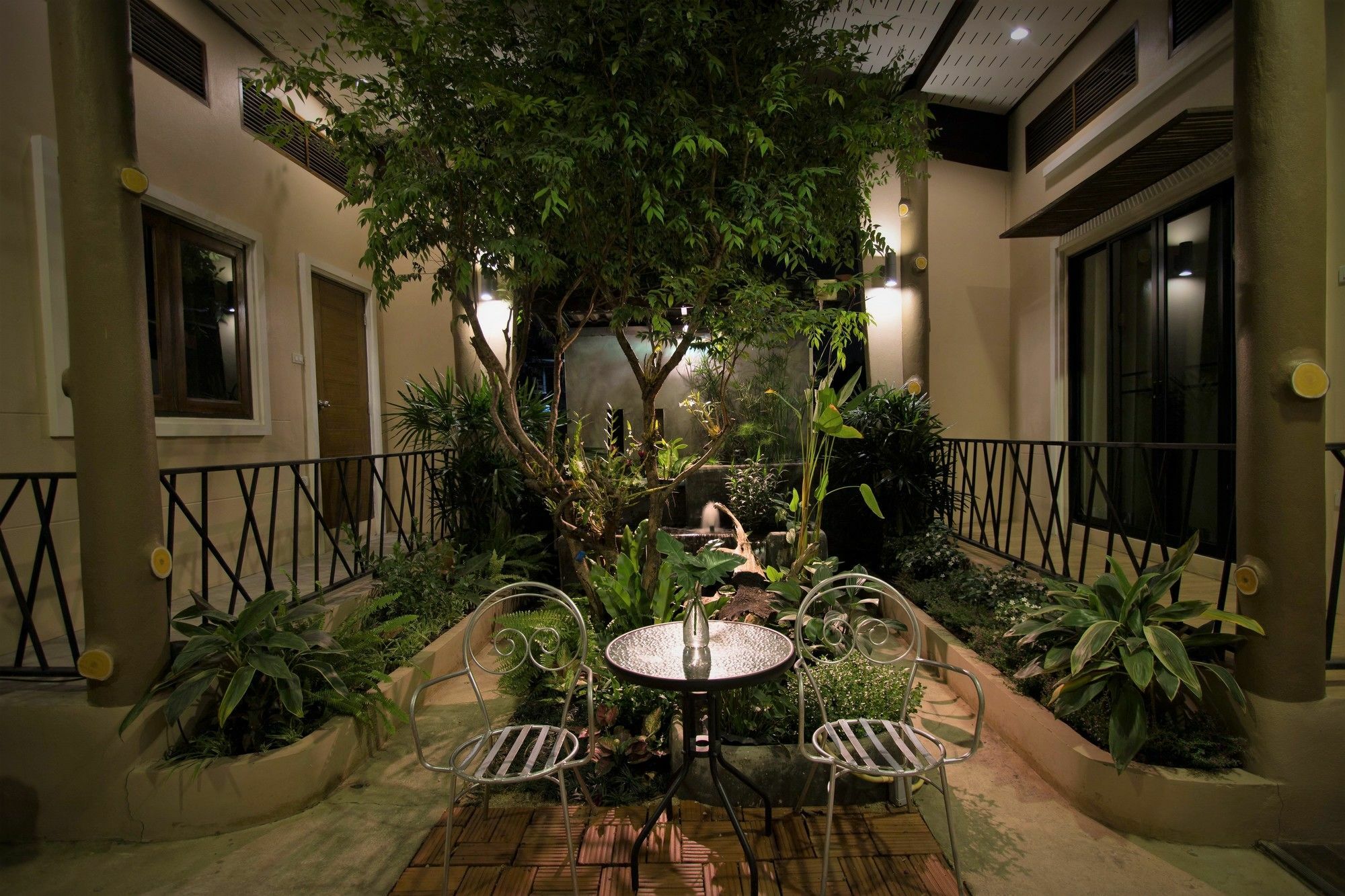 Casa Malee Hotel Chiang Mai Bagian luar foto